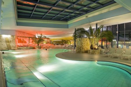 Schwimmbereich im Jordanbad | Blogbeitrag | Hotel Adler