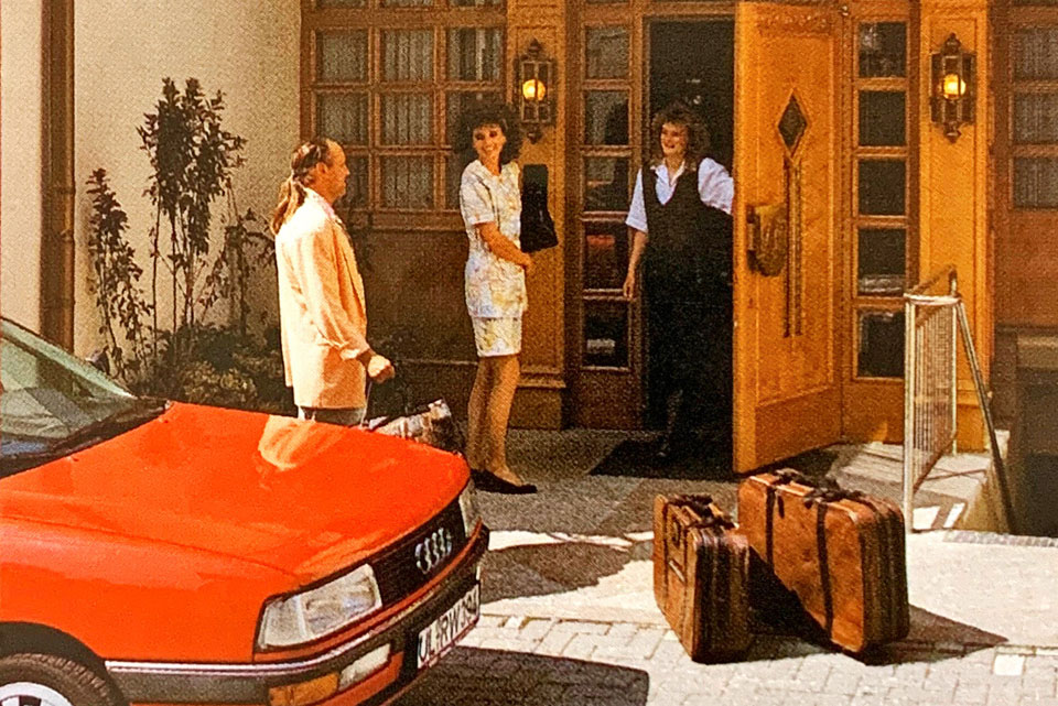 Historisches Foto des Eingangs vom Hotel Adler in Ehingen